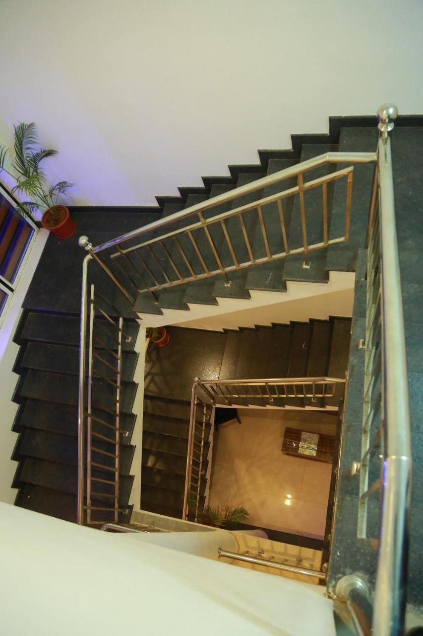 Palmtree Leaf, Munnar Hotel Exterior foto